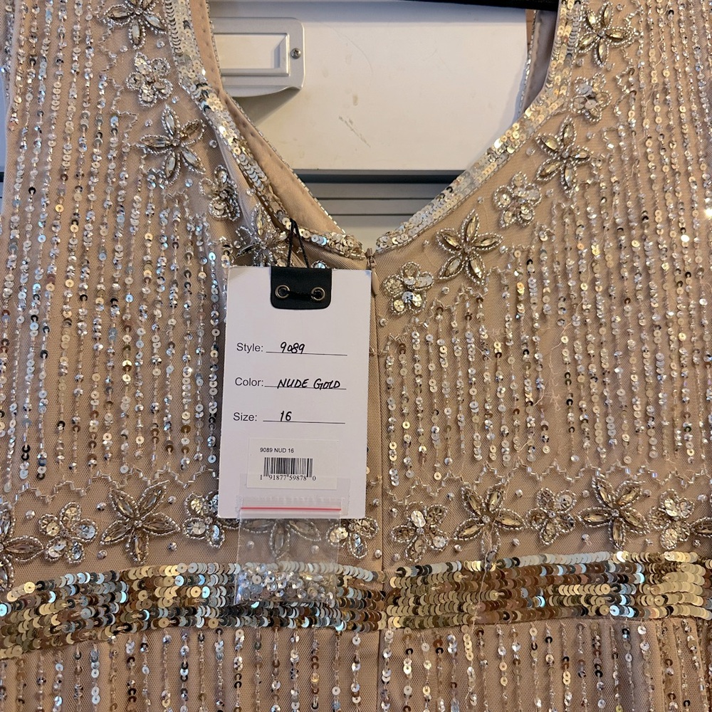 ✔️#88B BNWT MAC DUGGAL Sweetheart Neckline Beaded Sequin Column Gown #9089 - Picture 4 of 10